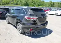 2015 Toyota Highlander photo