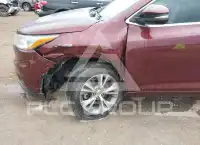 2015 Toyota Highlander photo