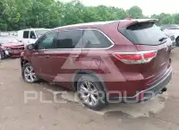 2015 Toyota Highlander photo