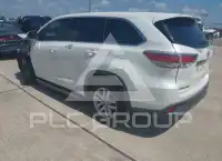 2015 Toyota Highlander photo