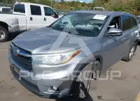 2015 Toyota Highlander фото