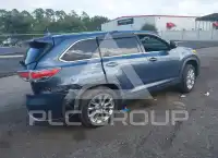 2015 Toyota Highlander фото