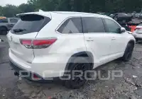 2015 Toyota Highlander photo
