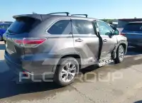 2015 Toyota Highlander фото