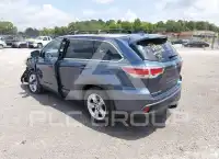 2015 Toyota Highlander photo