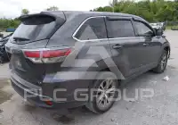 2015 Toyota Highlander photo