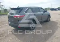 2015 Toyota Highlander фото
