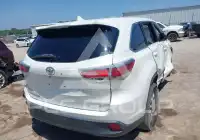 2015 Toyota Highlander photo