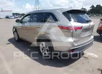 2015 Toyota Highlander фото