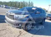 2015 Toyota Highlander photo