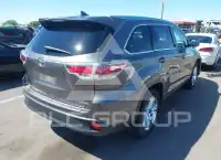 2015 Toyota Highlander photo