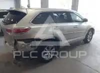 2015 Toyota Highlander photo