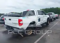 2015 Toyota TUNDRA фото