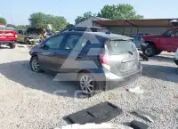 2015 Toyota PRIUS фото