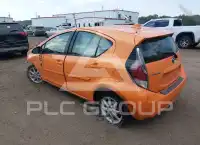 2015 Toyota PRIUS photo