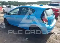 2015 Toyota PRIUS фото