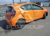 2015 Toyota PRIUS photo