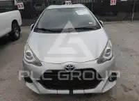 2015 Toyota PRIUS фото