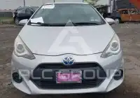2015 Toyota PRIUS фото