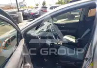 2015 Toyota PRIUS фото