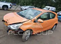 2015 Toyota PRIUS photo