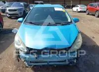 2015 Toyota PRIUS фото
