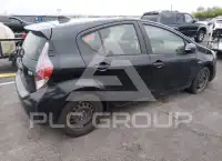 2015 Toyota PRIUS фото