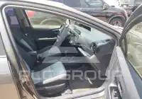 2015 Toyota PRIUS фото