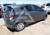2015 Toyota PRIUS фото