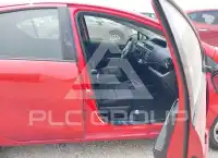 2015 Toyota PRIUS фото