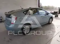 2015 Toyota PRIUS фото
