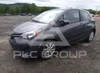 2015 Toyota YARIS фото