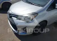 2015 Toyota YARIS фото