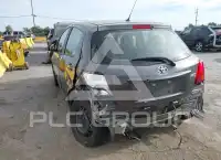 2015 Toyota YARIS фото