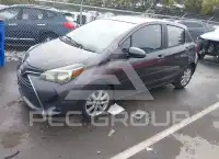 2015 Toyota YARIS фото