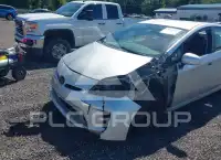 2015 Toyota PRIUS photo