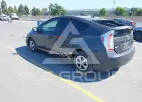 2015 Toyota PRIUS фото