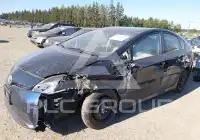 2015 Toyota PRIUS фото