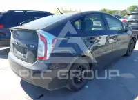 2015 Toyota PRIUS photo