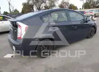 2015 Toyota PRIUS photo