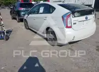 2015 Toyota PRIUS фото