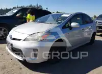 2015 Toyota PRIUS photo