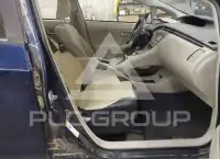2015 Toyota PRIUS фото