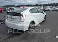 2015 Toyota PRIUS фото