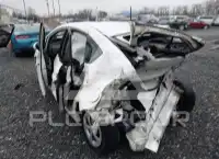2015 Toyota PRIUS photo