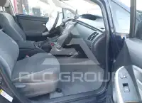 2015 Toyota PRIUS фото