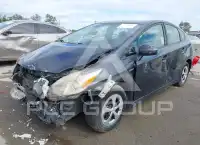 2015 Toyota PRIUS фото