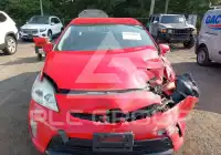 2015 Toyota PRIUS фото