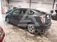 2015 Toyota PRIUS фото