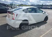 2015 Toyota PRIUS фото